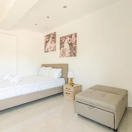 Elegant Suite 4 Near The Beach Gazi Exterior foto